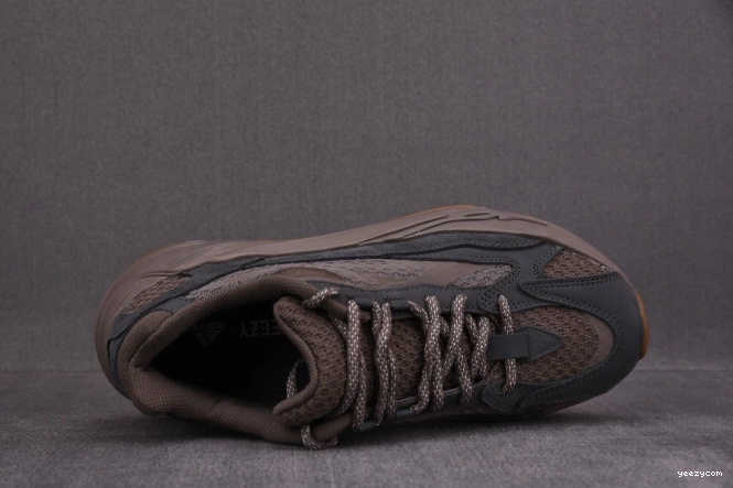GZ0724 'Mauve' Yeezy Boost V2 ADIDAS 700 0814